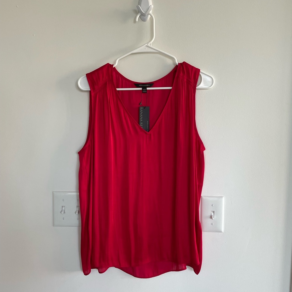 NWT Gorgeous Satin Blouse!
